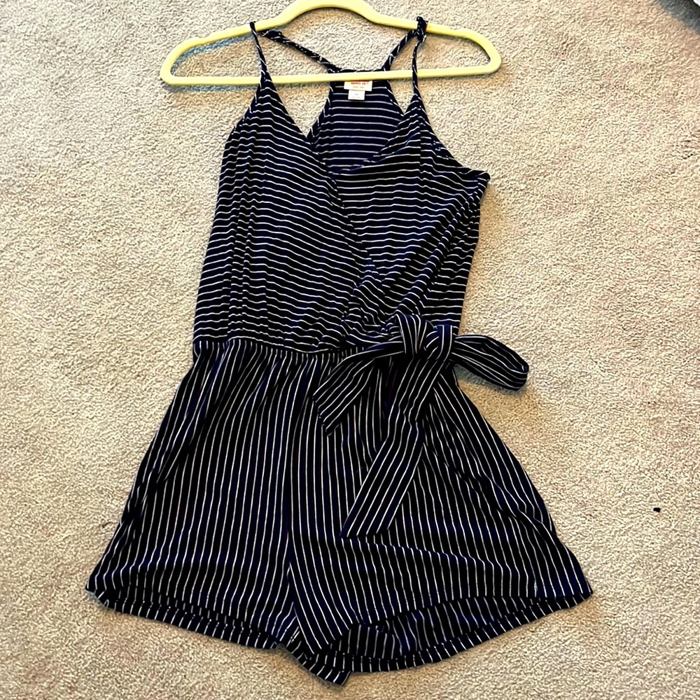 size XS navy white and burgundy romper